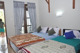 Traveller's Home Hotel