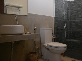Vallee 69 Eco Leisure Hotel