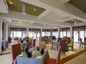 Amaranthe Bay Resort & Spa