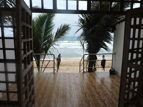Blue Ocean Hotel
