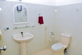 Hotel Aathithan Trincomalee