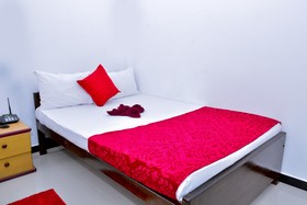Hotel Aathithan Trincomalee