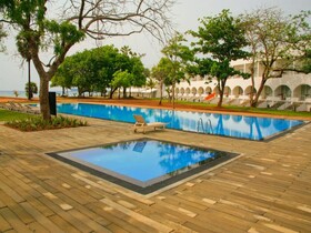 Trinco Blu by Cinnamon