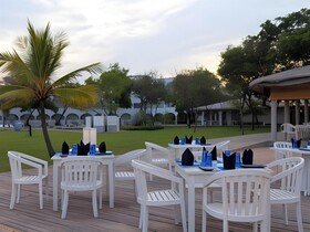 Trinco Blu by Cinnamon