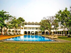 Trinco Blu by Cinnamon