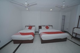 Trinnco Topaz by OYO Rooms