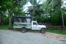 Nil Diya Mankada Safari Lodge