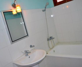 Ananthi Hotels