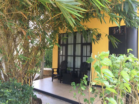 Flower Garden Lake Resort