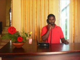 Yoho Hotel Thushara