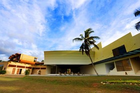 Avenra Gangaara Hotel