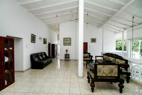 Hotel Empryean by OYO Rooms