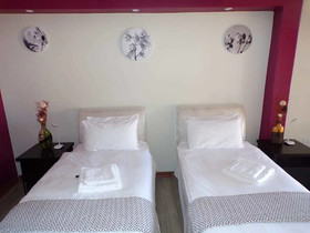 Joy Guesthouse Mabote