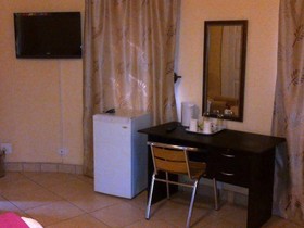Molengoane Lodge