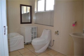 Kapitseng Guest House