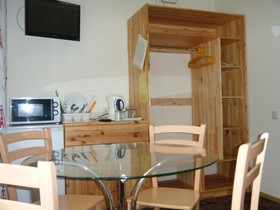 AVnamai
