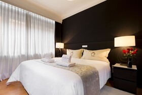 The Queen Luxury Apartments - Villa Serena