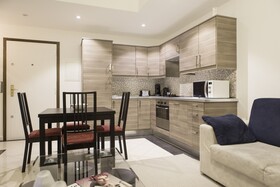 The Queen Luxury Apartments - Villa Serena