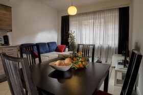 The Queen Luxury Apartments - Villa Serena