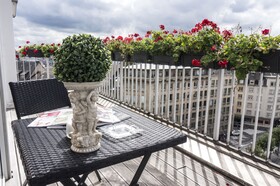 The Queen Luxury Serviced Apartments - Villa Fiorita Apartments