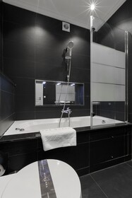 The Queen Luxury Serviced Apartments - Villa Fiorita Apartments
