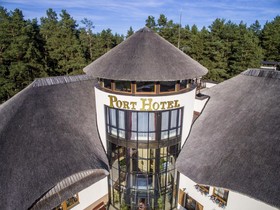 Port Hotel