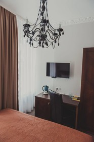 Biplan City Hotel