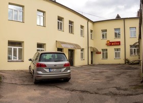 Hotel Leo