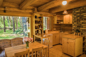 Roze Guest Houses Sklandas