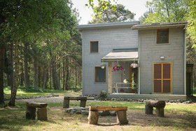 Roze Guest Houses Sklandas