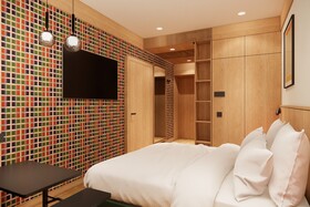 Aston Hotel