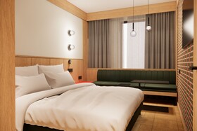 Aston Hotel
