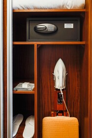 Avalon Hotel & Conferences