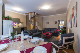 Bearsleys Downtown Apartments