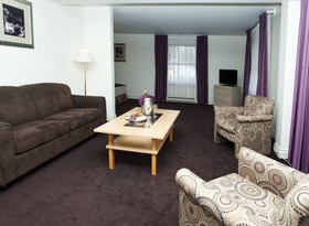 Airport Hotel Mara