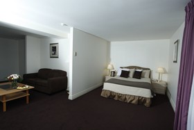 Airport Hotel Mara
