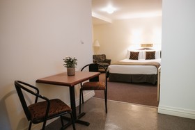 Airport Hotel Mara