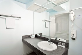 Airport Hotel Mara