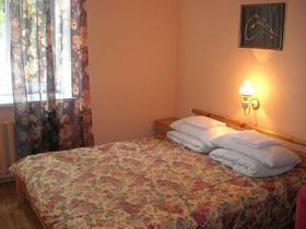 Elizabeth's Youth Hostel