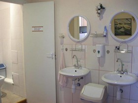 Elizabeth's Youth Hostel