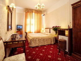 Garden Palace Hotel