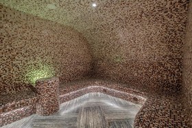 Grand Poet Hotel by Semarah