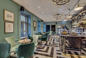 Grand Poet Hotel by Semarah