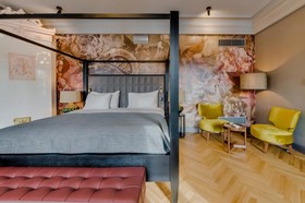 Grand Poet Hotel by Semarah
