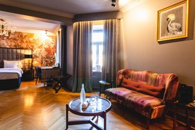 Grand Poet Hotel by Semarah