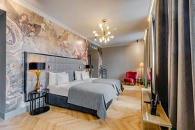 Grand Poet Hotel by Semarah