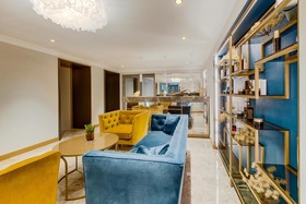 Grand Poet Hotel by Semarah