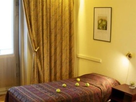 Green Apple Hostel