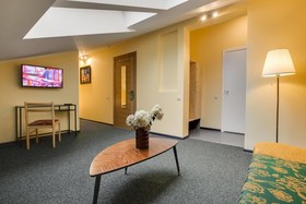 Hotel Augustine