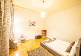 Mosaic Center Apartments